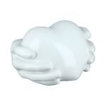 Βρες το Διακοσμητικό ArteLibre Χέρια Κρατούν Καρδιά Γυαλιστερό Λευκό Κεραμικό 17x18x10cm σε μοναδική τιμή στο clickforshop.gr