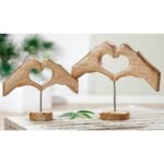 Διακοσμητικό ArteLibre Χέρια Σχηματίζουν Καρδιά Σε Βάση Φυσικό Ξύλο 7.5x19.5x20.5cm - Image 2